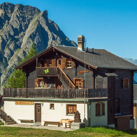 Gruppenhaus Im Walliser Alpstyle Rosswald Buitenkant foto